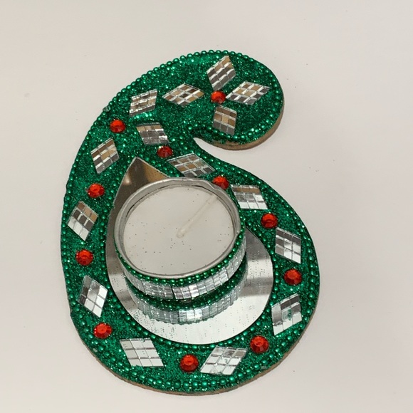 Tealight Candle Holder with Mirror and Stone Work - Picture 2 of 3